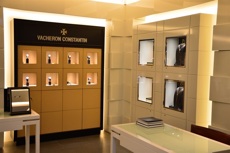 Cadrans Unveiling Dbayeh Flagship Store